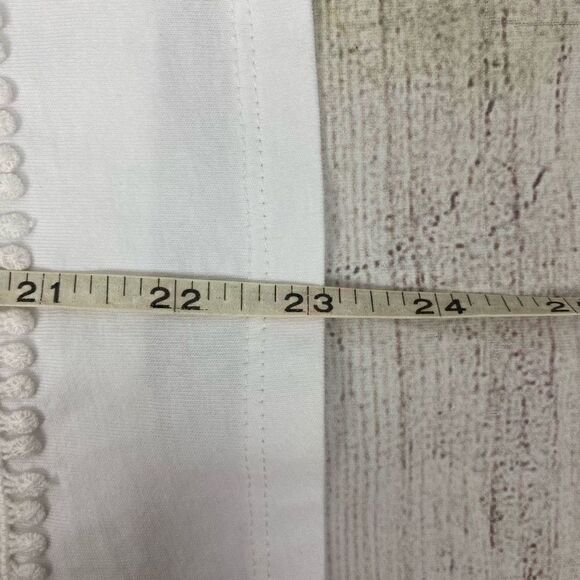 Talbots women S petite sleeveless tank top white w/textured embroidery design - Picture 9 of 9